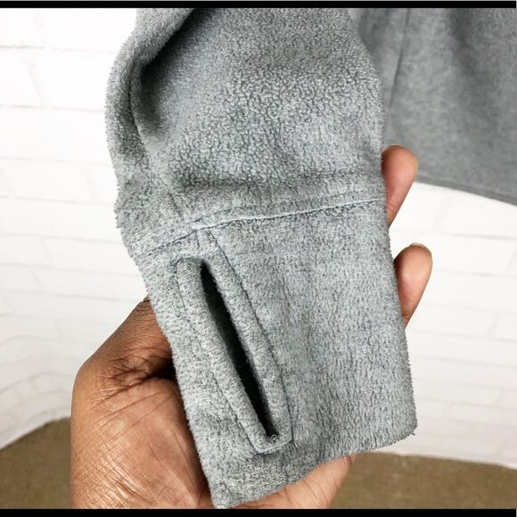 Old Navy Active Gray Microfleece Mock Neck Zip Up Jacket Size XS - Picture 5 of 8
